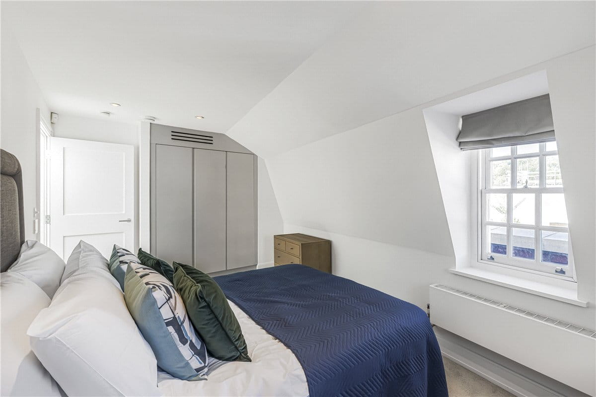 3 bedroom flat, Devonshire Street, Marylebone W1G - Available