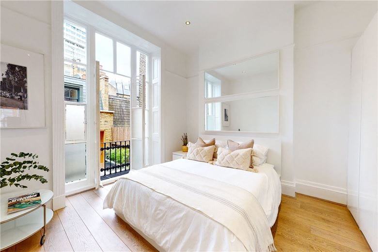 1 bedroom flat, Nottingham Place, London W1U - Available