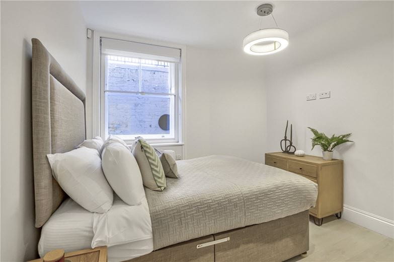 2 bedroom flat, Welbeck Street, Marylebone W1G - Available