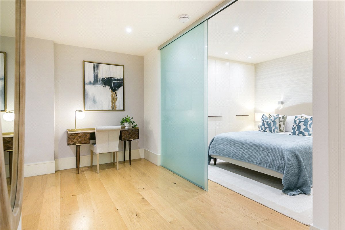 1 bedroom flat, Armitage Apartments, 228 Great Portland Street W1W - Let Agreed