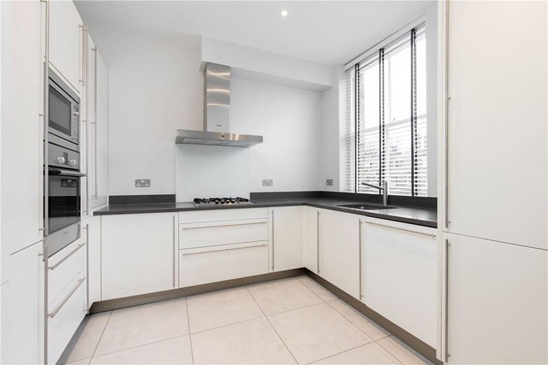 3 bedroom flat, Gloucester Place, Marylebone W1U - Available