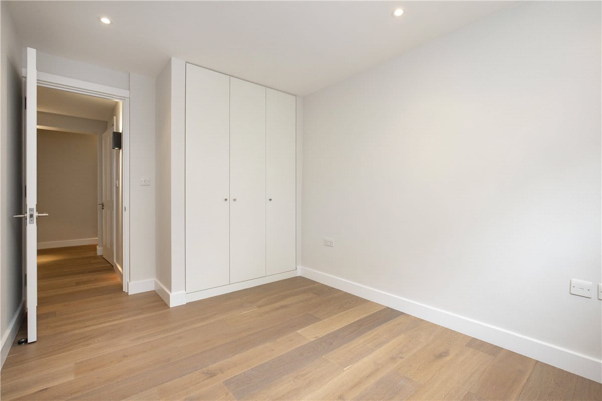 2 bedroom flat, Bryanston Square, Marylebone W1H - Available