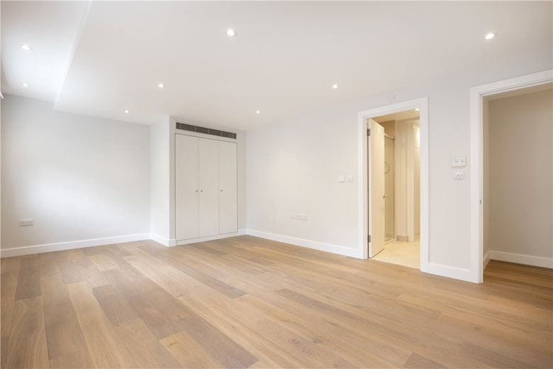 2 bedroom flat, Bryanston Square, Marylebone W1H - Available