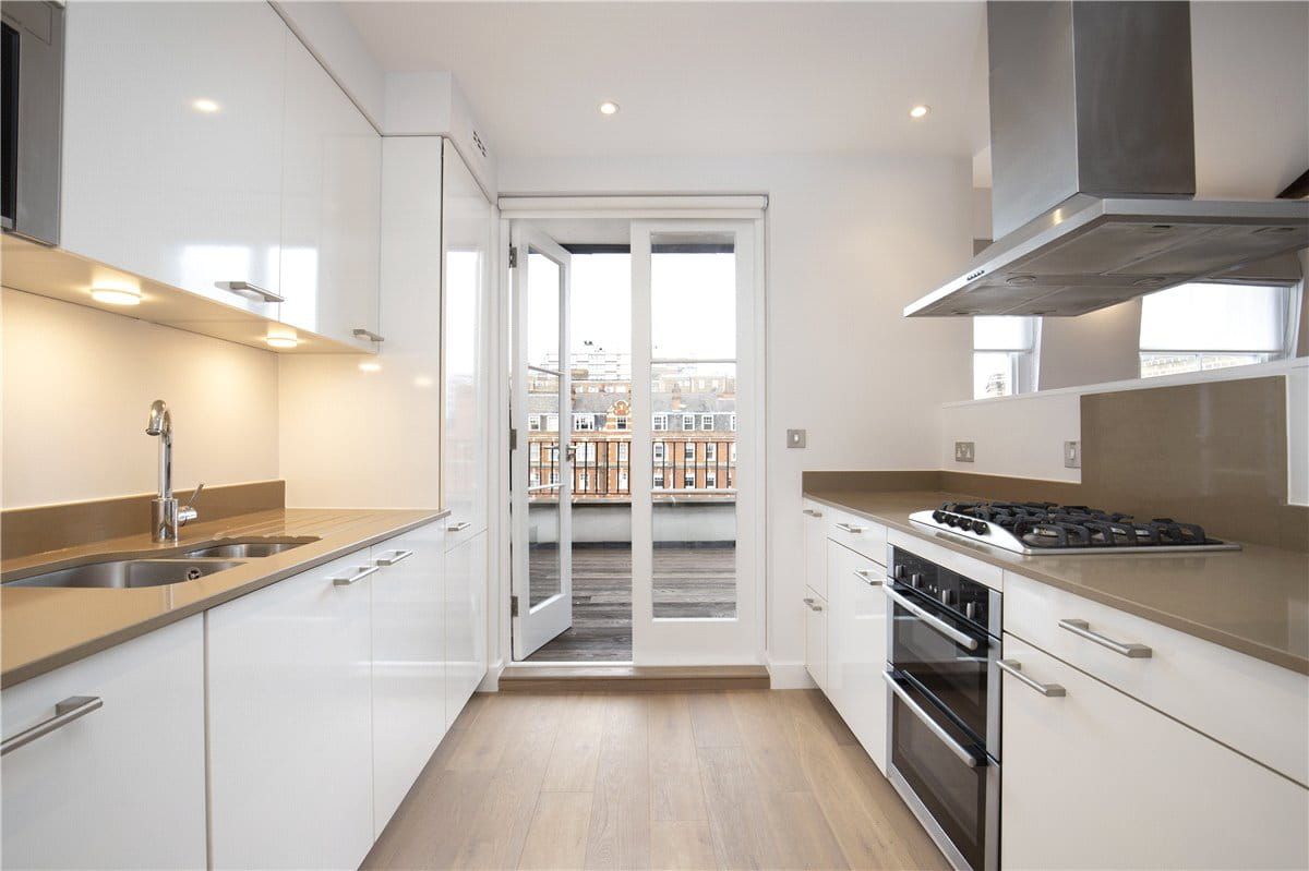 2 bedroom flat, Bryanston Square, Marylebone W1H - Available