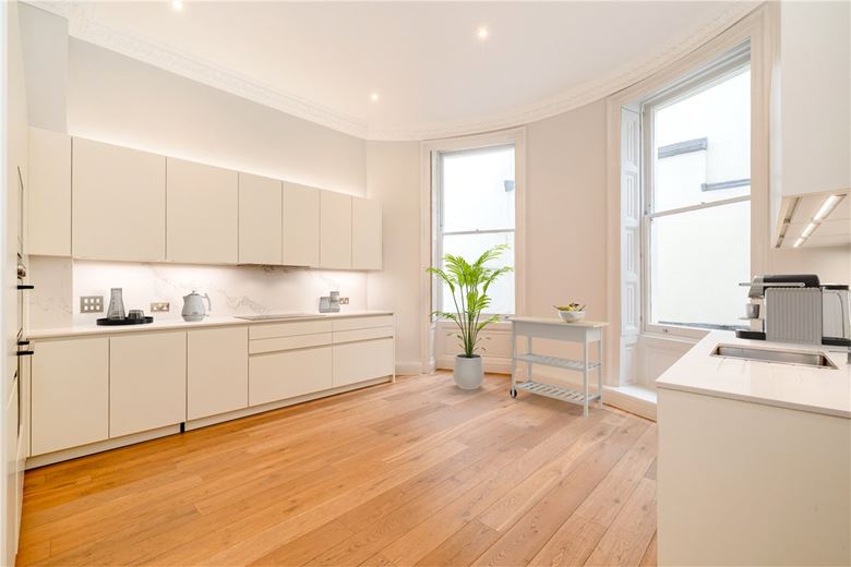 3 bedroom flat, Gloucester Place, London W1U - Let Agreed