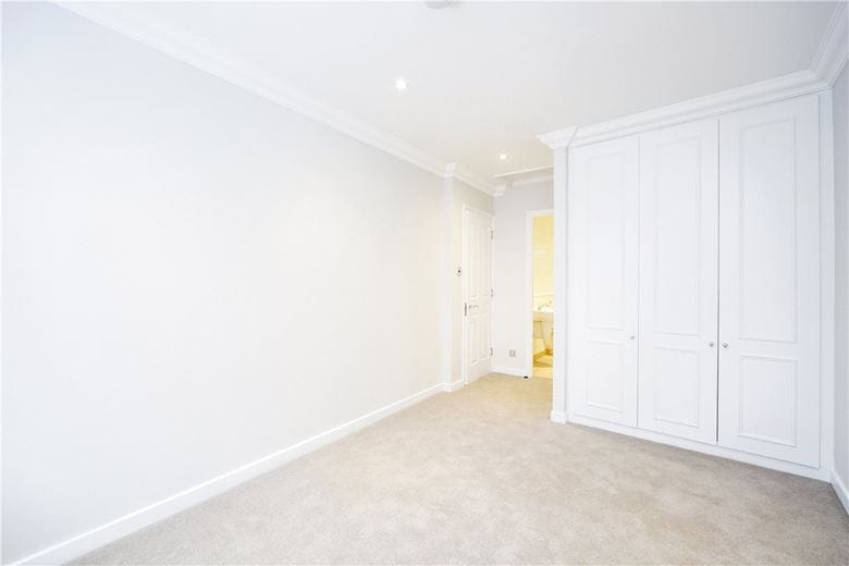 2 bedroom flat, Manchester Street, Marylebone W1U - Let Agreed
