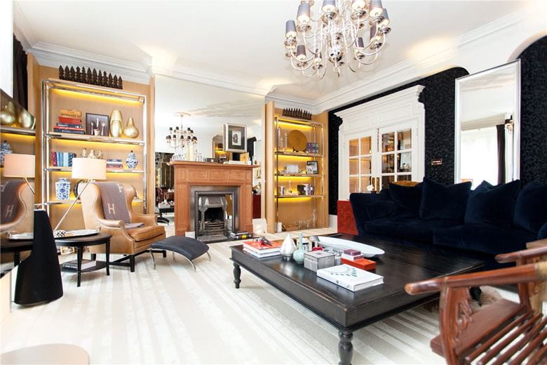 4 bedroom flat, Welbeck Street, London W1G - Available