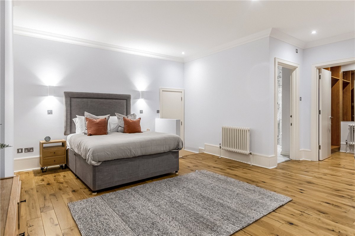 2 bedroom flat, Devonshire Place, Marylebone W1G - Available