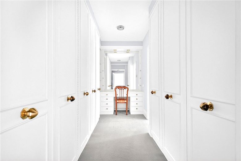 4 bedroom flat, Cumberland Mansions, George Street W1H - Available