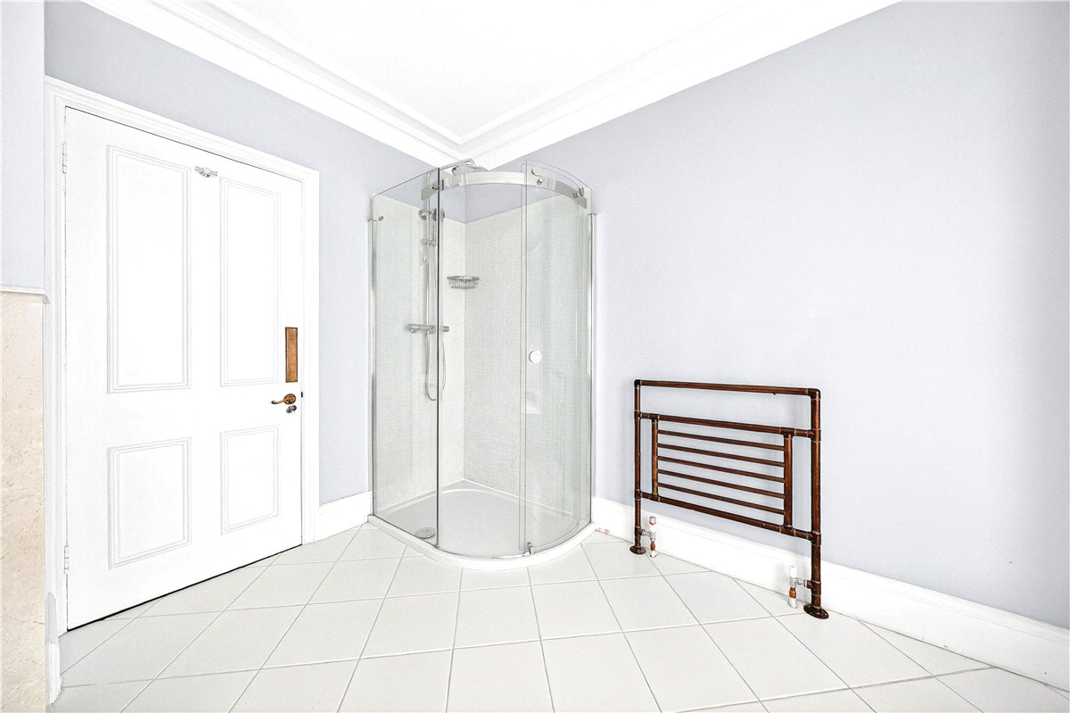 4 bedroom flat, Cumberland Mansions, George Street W1H - Available