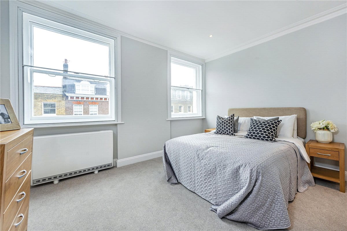 3 bedroom flat, Upper Wimpole Street, Marylebone W1G - Available