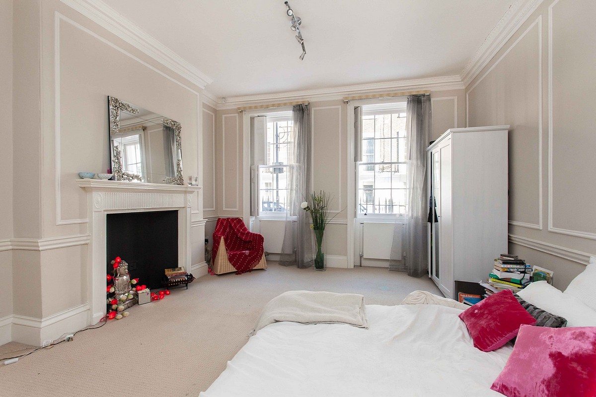1 bedroom flat, Manchester Street, Marylebone W1U - Available