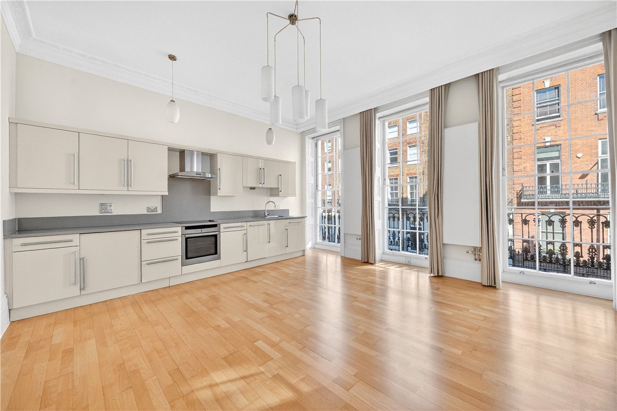 1 bedroom flat, Upper Berkeley Street, Marylebone W1H - Let Agreed