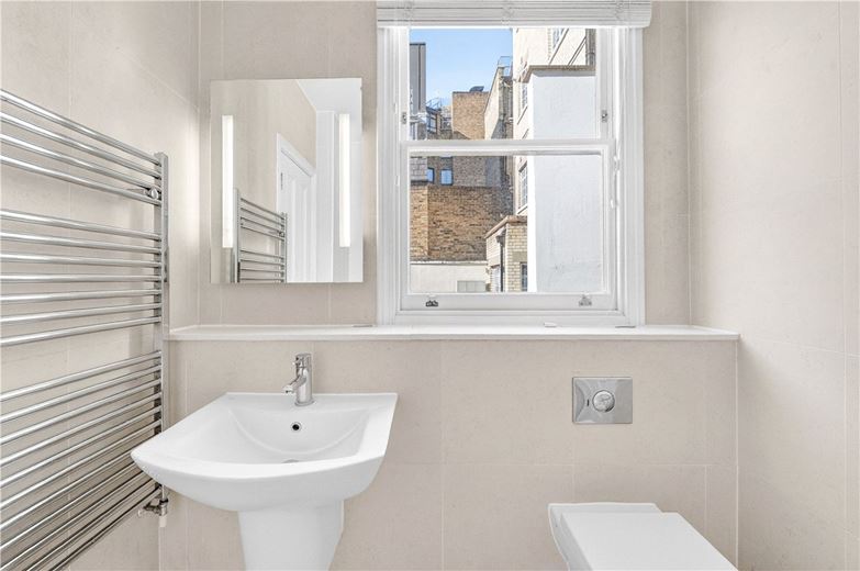 1 bedroom flat, Upper Berkeley Street, Marylebone W1H - Let Agreed