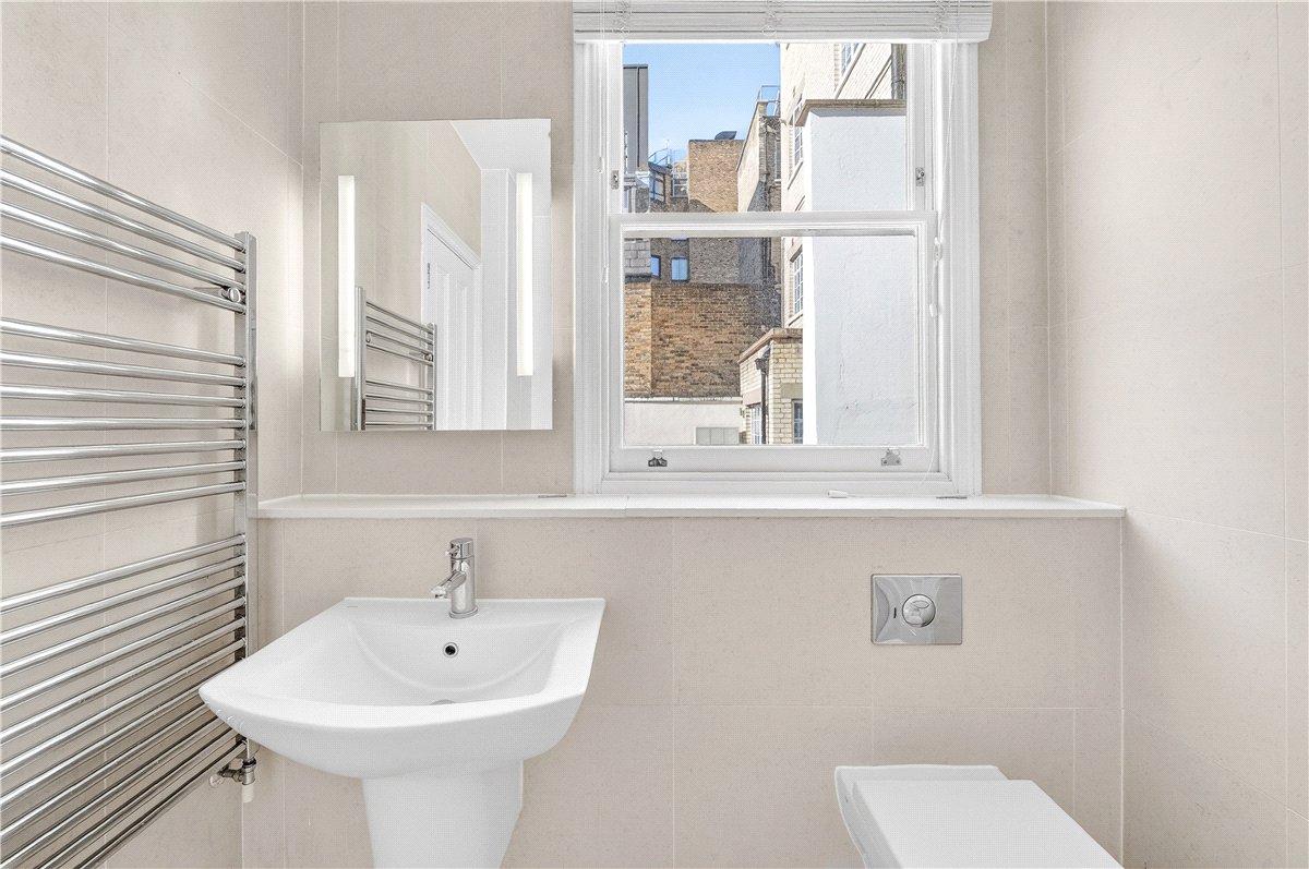 1 bedroom flat, Upper Berkeley Street, Marylebone W1H - Let Agreed