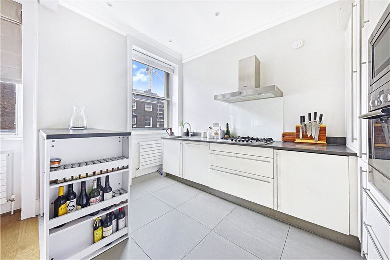 1 bedroom flat, Gloucester Place, Marylebone W1U - Let Agreed