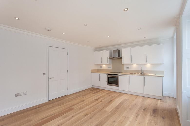 1 bedroom flat, Upper Berkeley Street, Marylebone W1H - Let Agreed