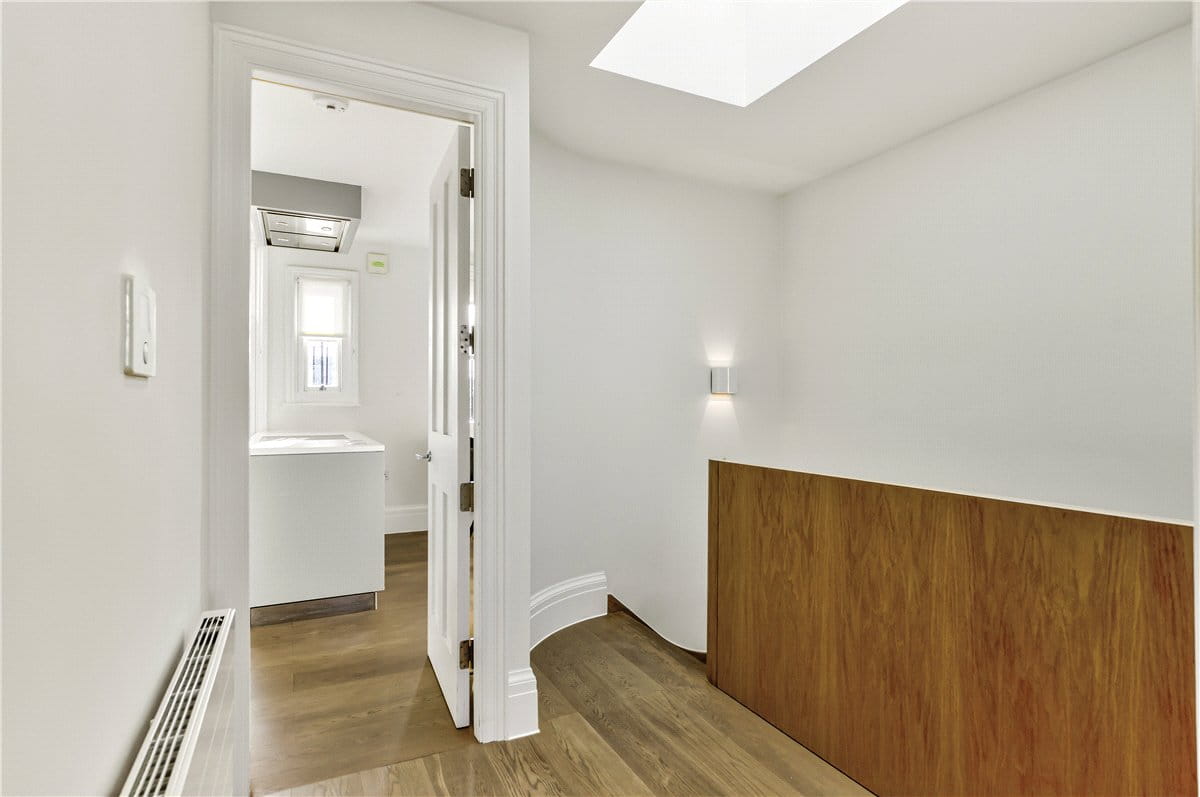 2 bedroom flat, New Cavendish Street, Marylebone W1G - Available