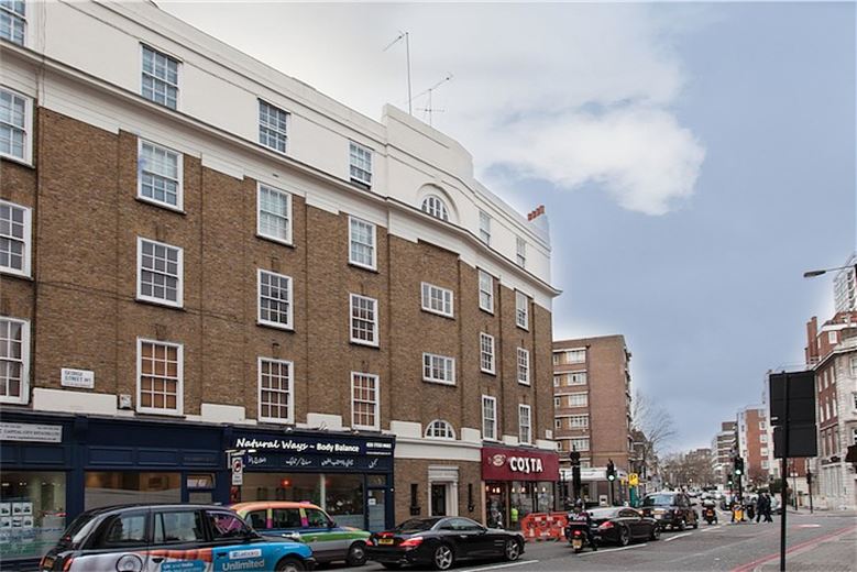 3 bedroom flat, George Street, Marylebone W1H - Available