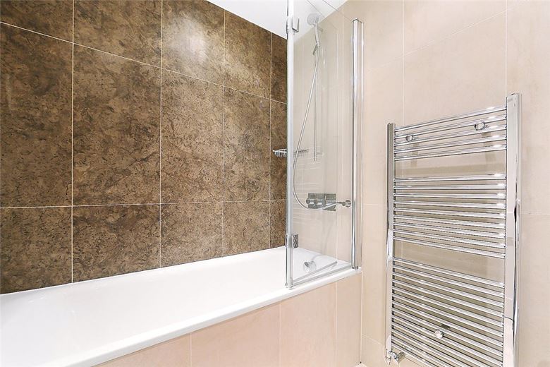 2 bedroom flat, Seymour Place, Marylebone W1H - Available