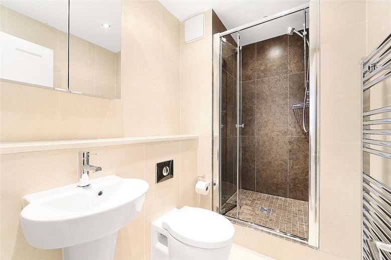 2 bedroom flat, Seymour Place, Marylebone W1H - Available