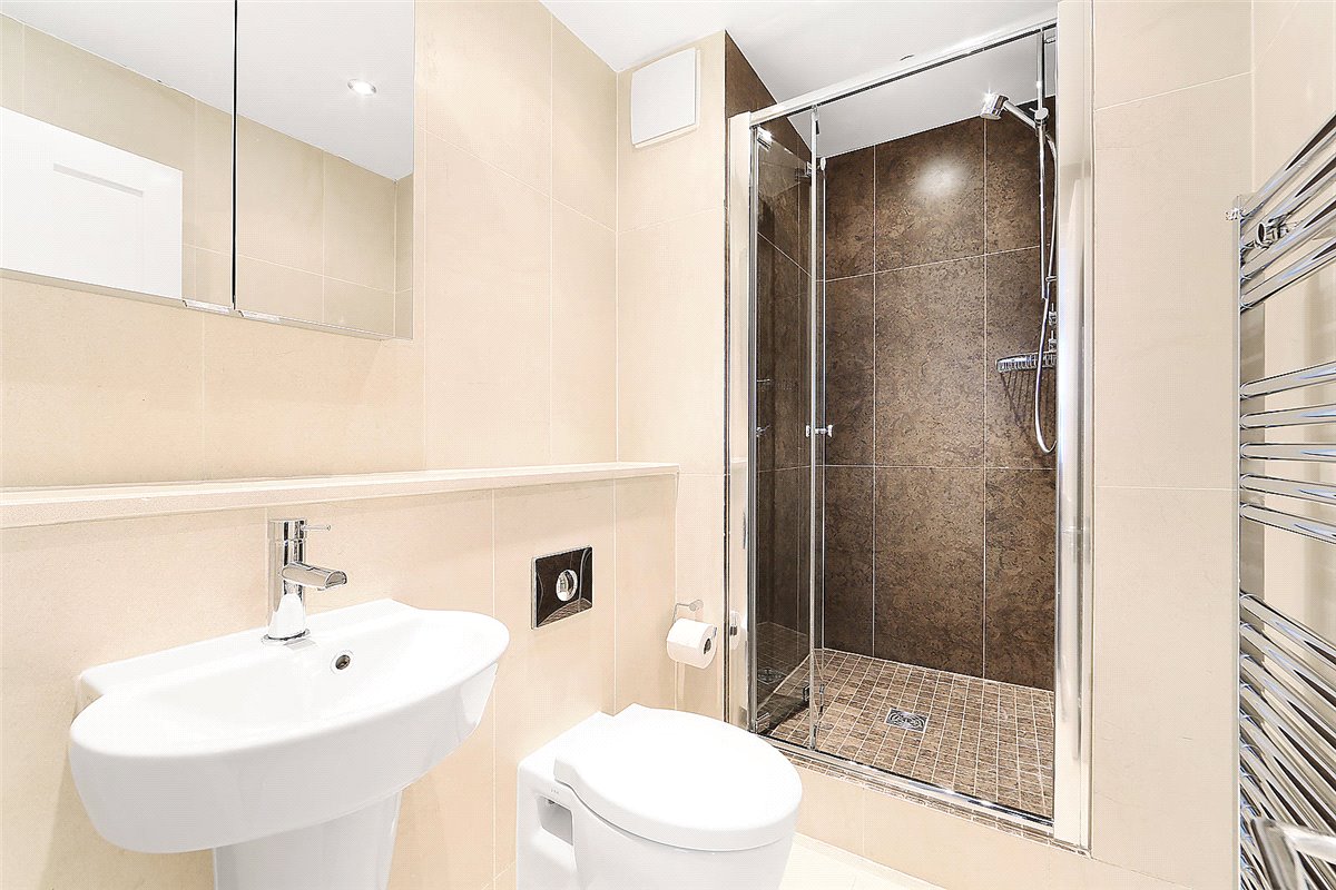 2 bedroom flat, Seymour Place, Marylebone W1H - Available