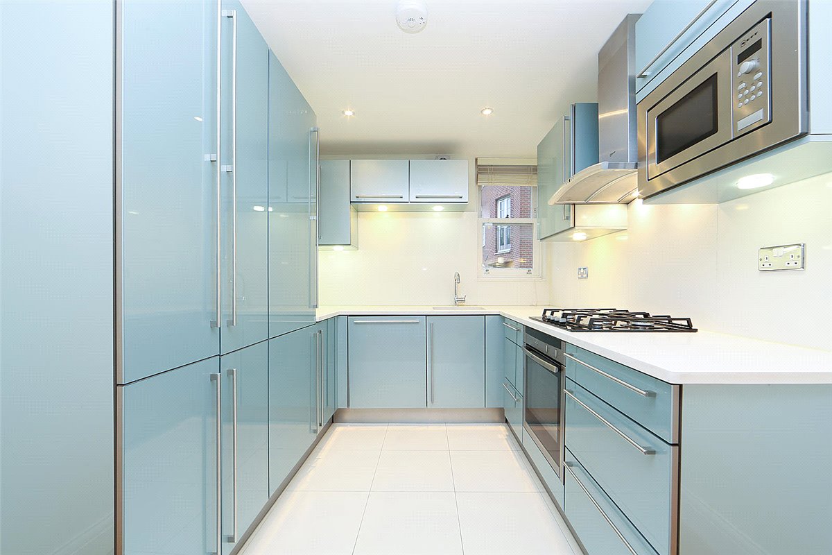 2 bedroom flat, Seymour Place, Marylebone W1H - Available