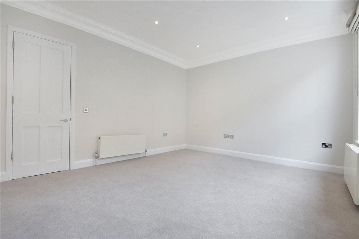 3 bedroom flat, Seymour Place, London W1H - Available