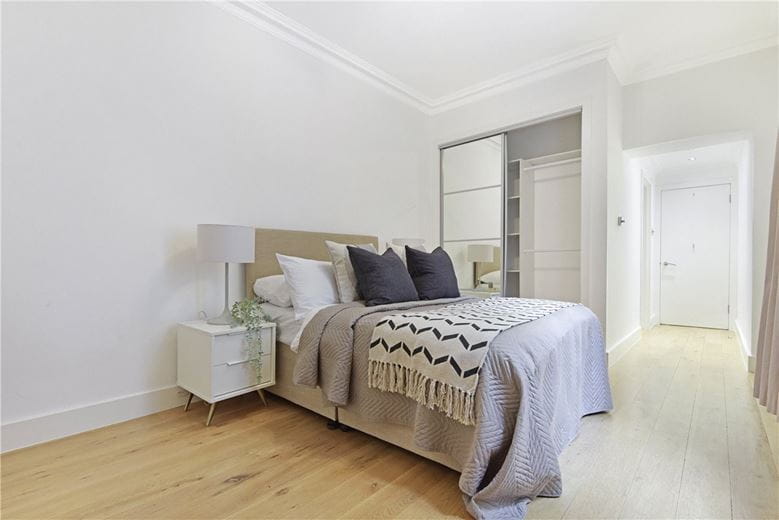 2 bedroom flat, Chiltern Street, Marylebone W1U