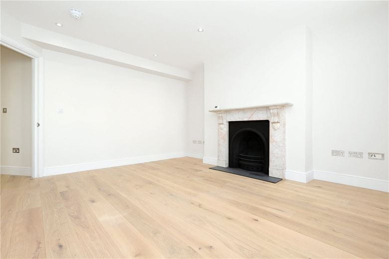 1 bedroom flat, Dorset Street, Marylebone W1U - Available