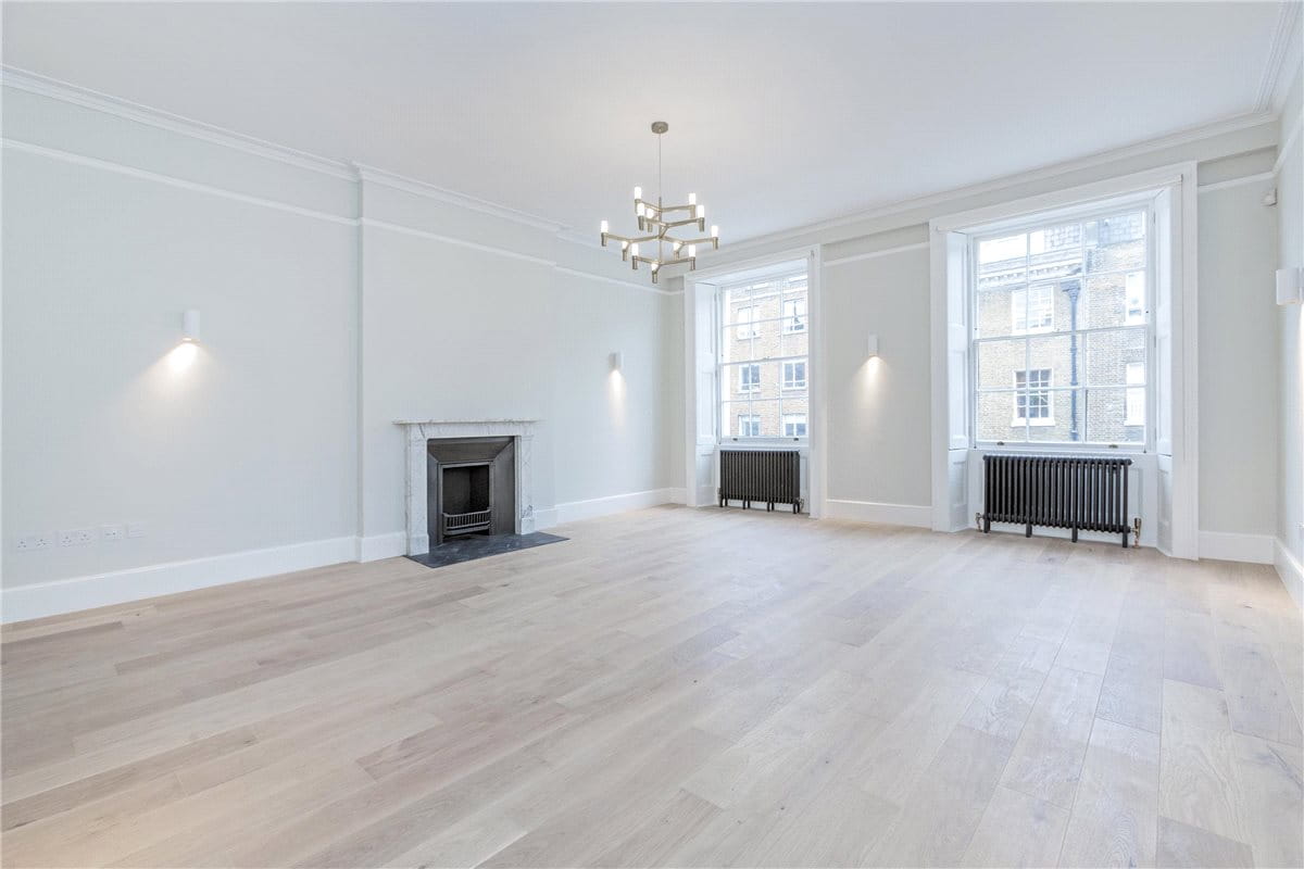 1 bedroom flat, Harley Street, Marylebone W1G - Available