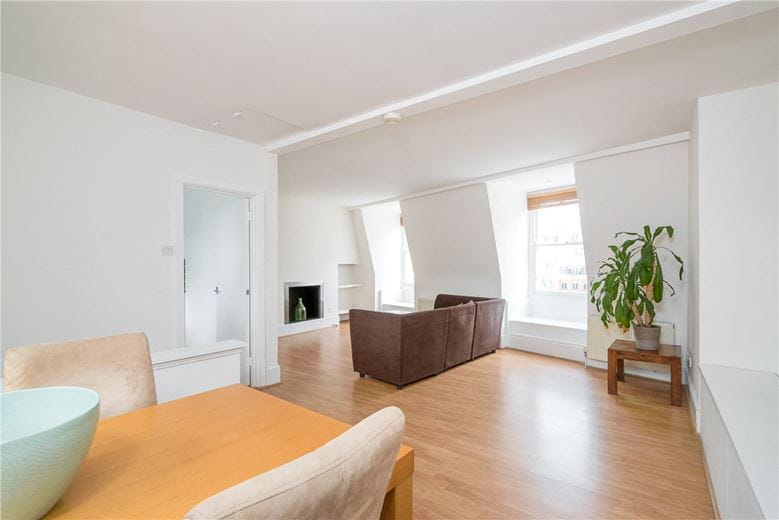 3 bedroom flat, Marylebone Lane, Marylebone W1U - Let Agreed