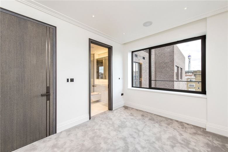 2 bedroom flat, Marylebone High Street, London W1U - Let Agreed