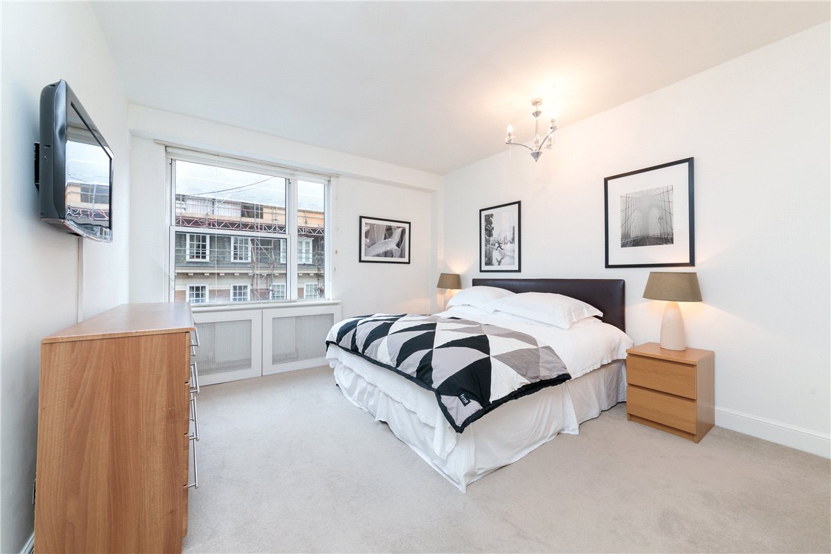3 bedroom flat, Weymouth Street, Fitzrovia W1W - Available