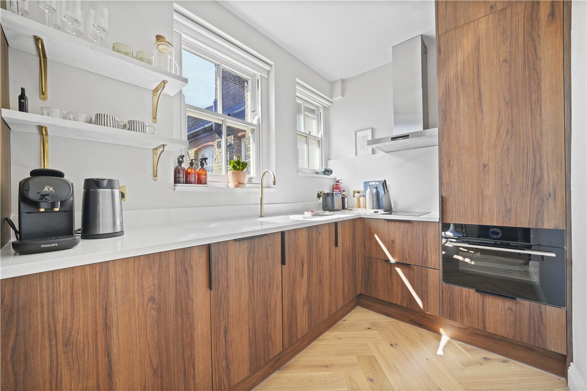 2 bedroom flat, Taunton Place, London NW1 - Let Agreed