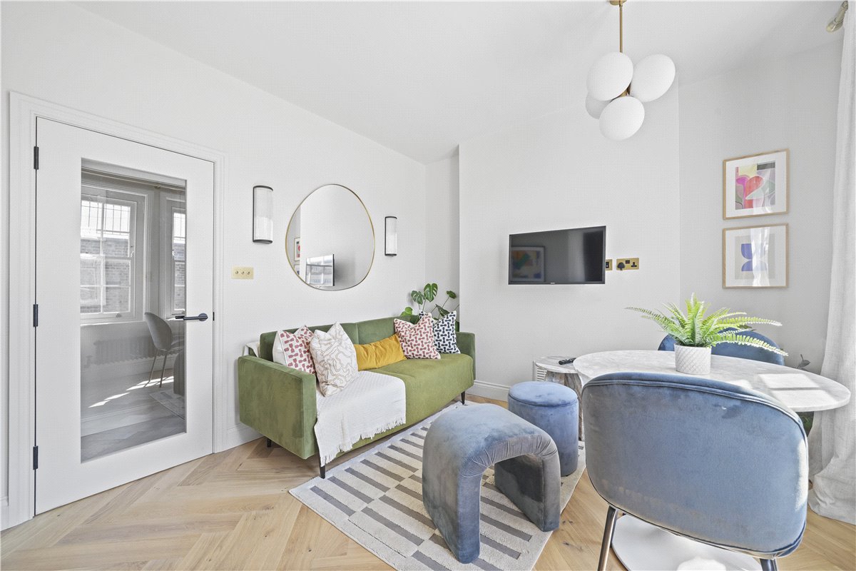 2 bedroom flat, Taunton Place, London NW1 - Let Agreed