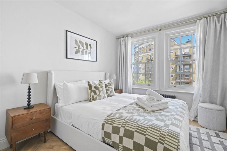 2 bedroom flat, Taunton Place, London NW1 - Let Agreed