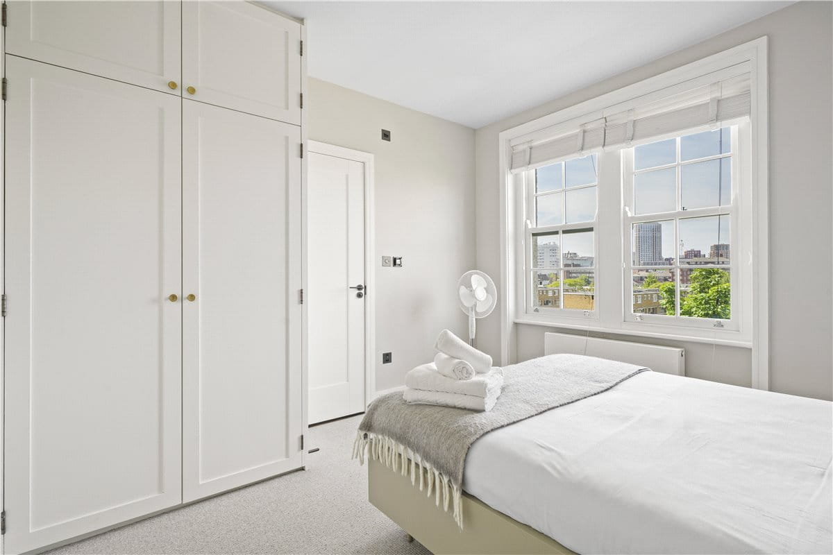 3 bedroom flat, Taunton Place, London NW1 - Available