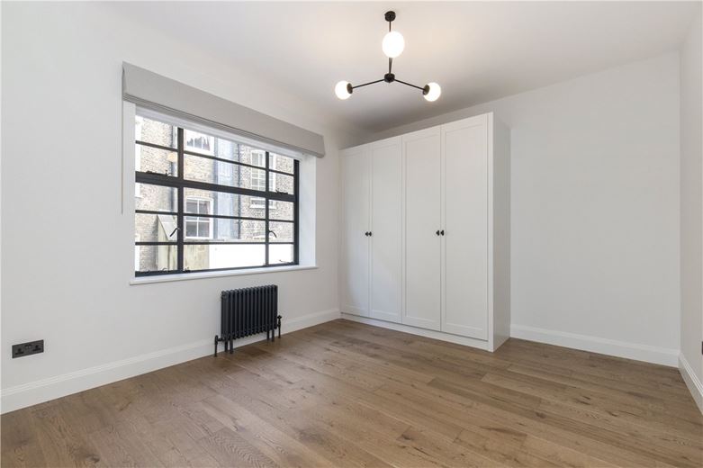 2 bedroom flat, Gloucester Place Mews, Marylebone W1U - Let Agreed