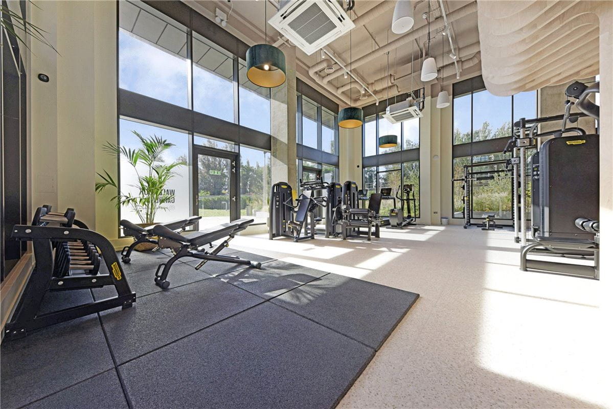 2 bedroom flat, Heartwell Avenue, London E16