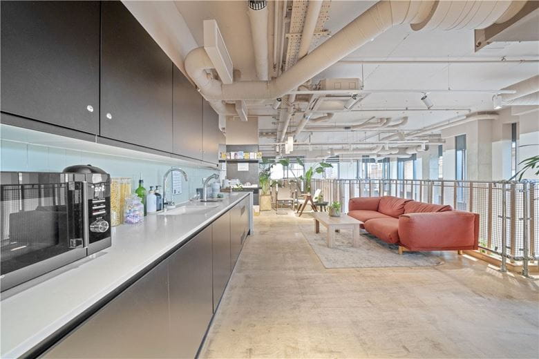 2 bedroom flat, Heartwell Avenue, London E16 - Let Agreed