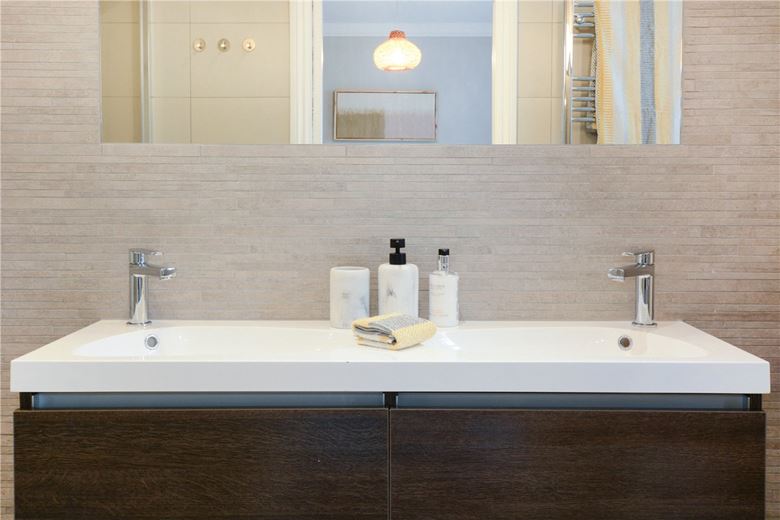 2 bedroom flat, Stourcliffe Close, Stourcliffe Street W1H - Available