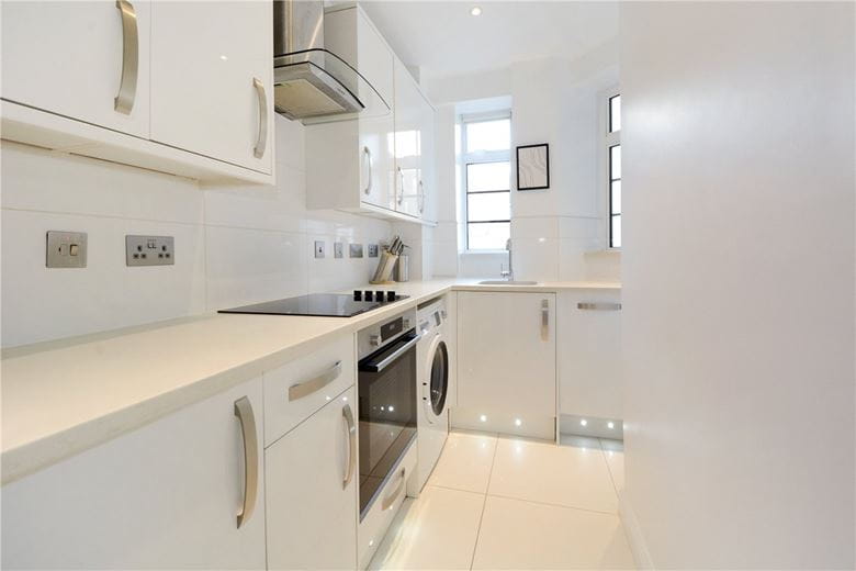 2 bedroom flat, Stourcliffe Close, Stourcliffe Street W1H - Available