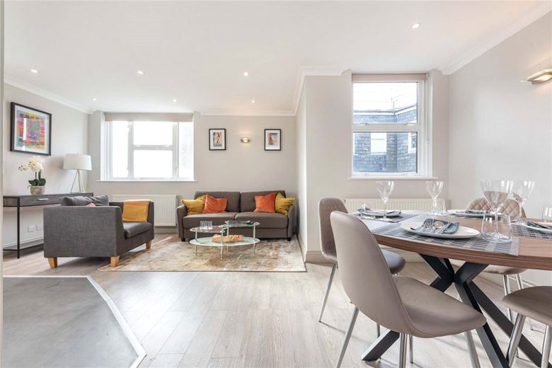 3 bedroom flat, Bickenhall Street, Marylebone W1U