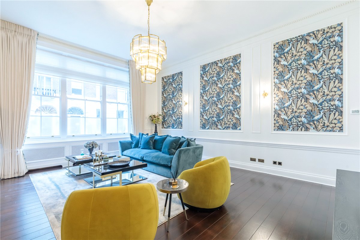 3 bedroom maisonette, Wimpole Street, London W1G - Available