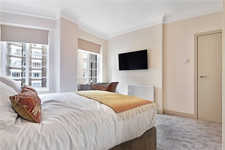 1 bedroom flat, Park Road, London NW1 - Available