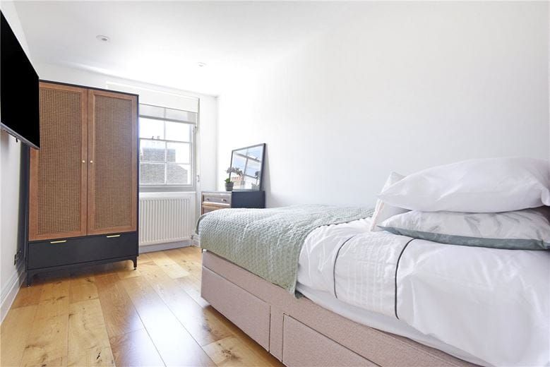 3 bedroom flat, Upper Montagu Street, Marylebone W1H - Available