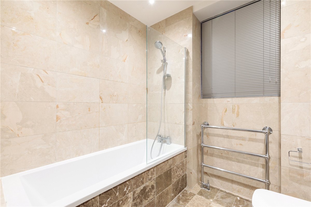 3 bedroom flat, Seymour Place, Marylebone W1H - Available