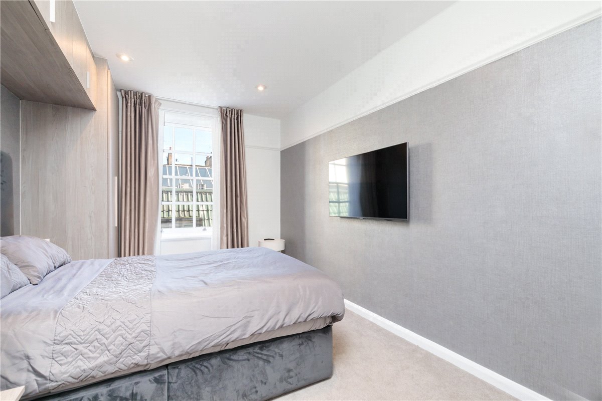 3 bedroom flat, Seymour Place, Marylebone W1H - Available