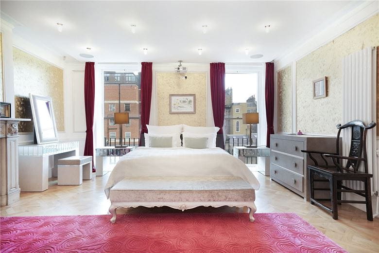 8 bedroom house, Devonshire Place, London W1G - Available